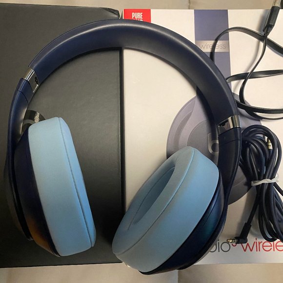 Beats Studio 3 - Picture 1 of 4